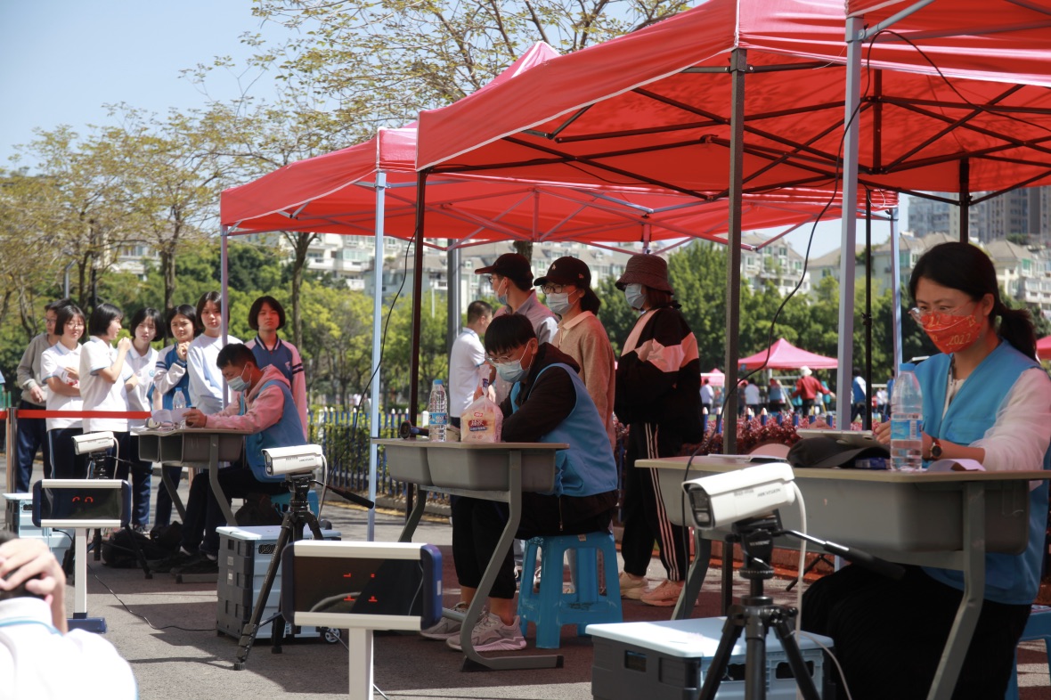 2022年金山中学91视频亚洲中考模拟考